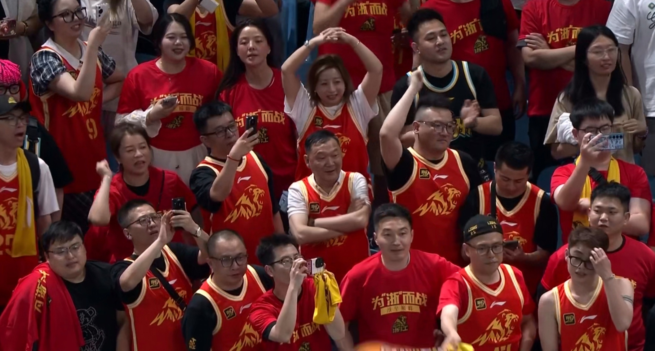 国际比赛日突围战来临，浙江稠州围绕CBA季后赛调整名单，引发热议，身体对抗强度拉满的简单介绍